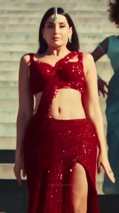 Nora Fatehi - her moves