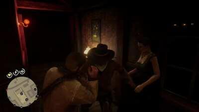 Poor lady took 2 free punches...