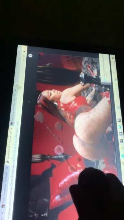 Cum Tribute Yung Miami