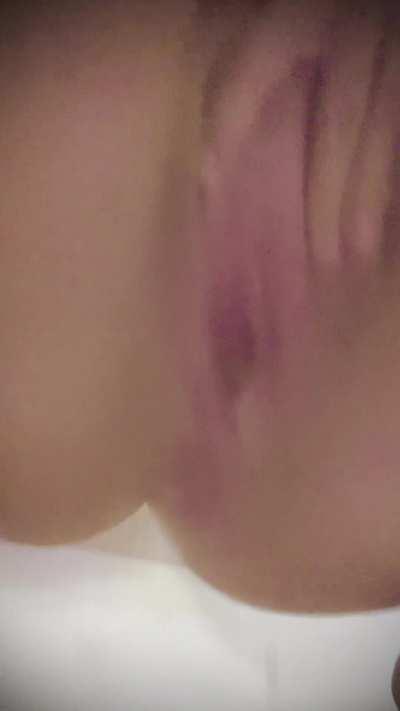 Let me remind you how wet and creamy I can be 💦👅🙈