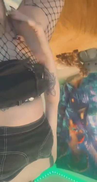 Can I hit it on your tongue 😈