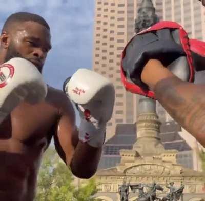 Tyron looking good at the open workout yesterday. Hope he puts Jake out on a stretcher.