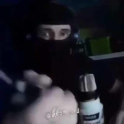 WCGW pulling the pin out of the grenade