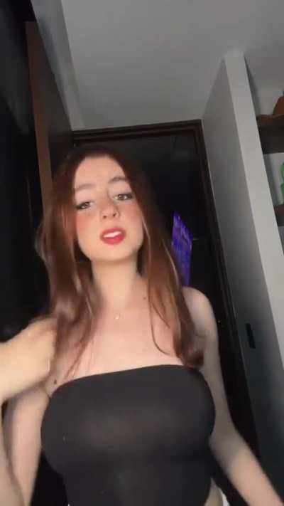 Abicita con piercing?