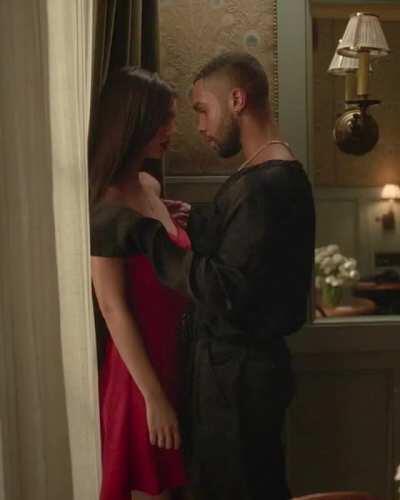 Victoria Justice - Trust 2021