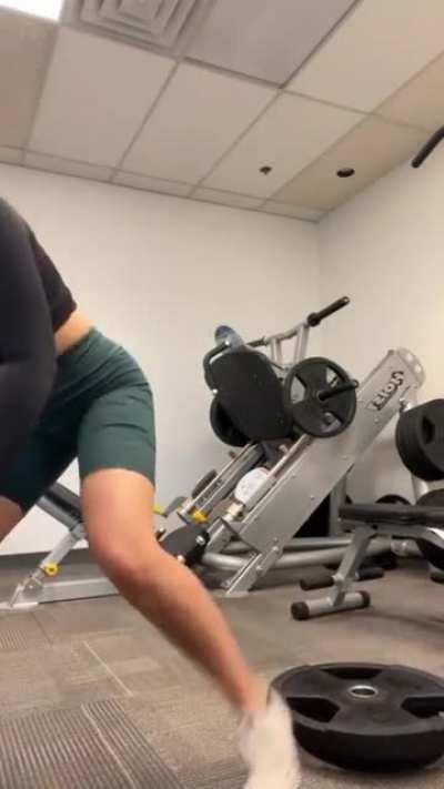 I hope Inde Navarrette is doing this daily for us.