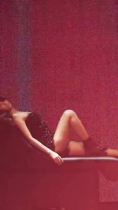 Seolhyun - black shorts, tank top, 🔥