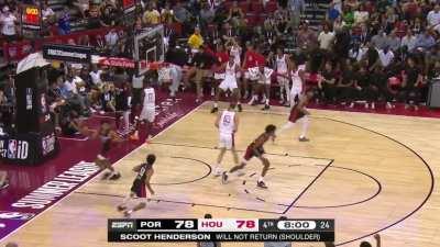 [Highlight] Tari Eason with a nasty poster dunk