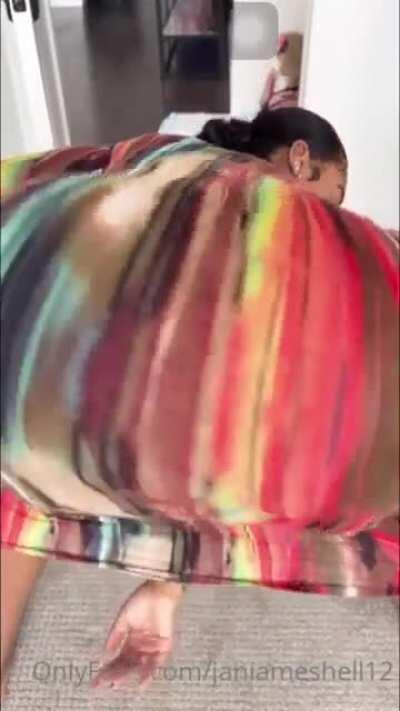 Dam $50 for this?don’t waste y’all money ima link everything since she scamming.