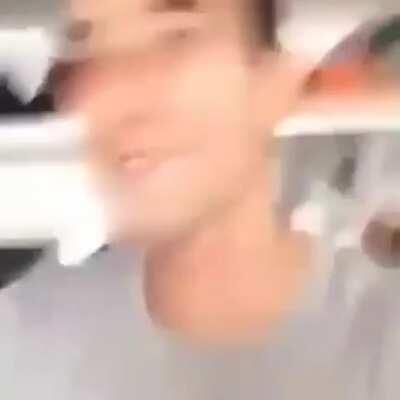 Como supiste que soy fan de la DNG?