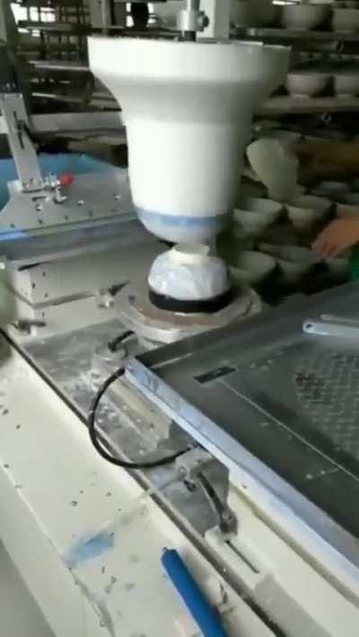 Printing the bowls using Tampography technique which is also known as pad printing