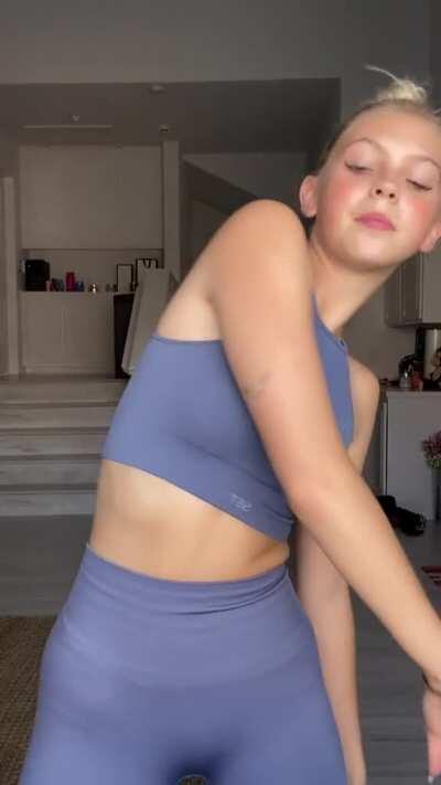 Going to give jordyn a morning load