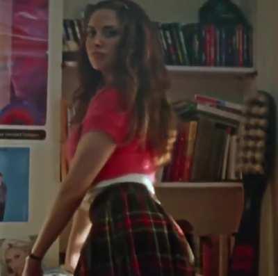 Sexy and She Knows It