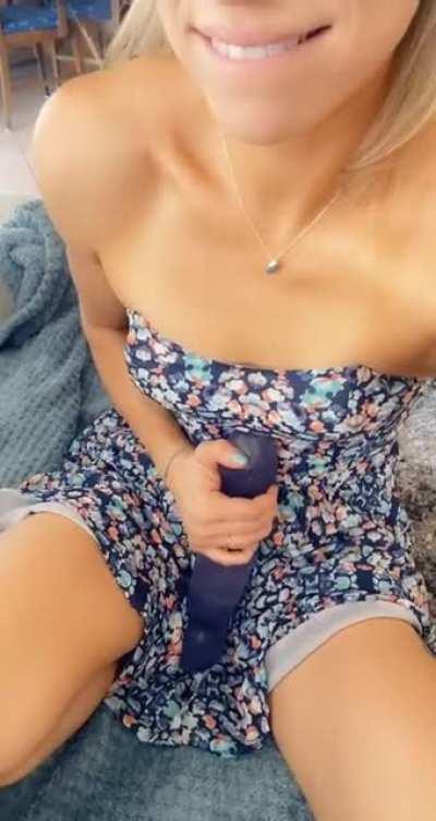 You guys should cum watch the rest of this video of me cumming 🙈😇let me know if you’re interested in the comments, I’ll give the first five people a free trial 😊❤️