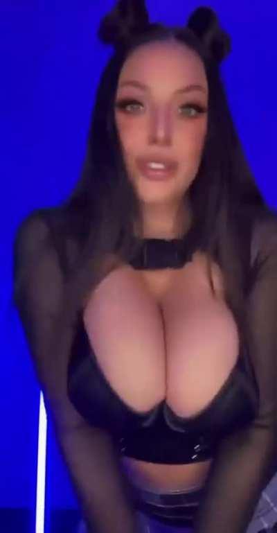 Angela white bounce 