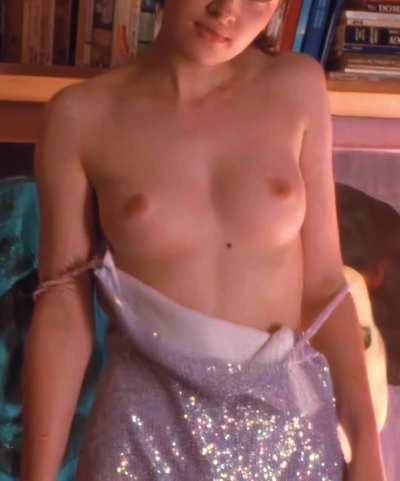 Kelly Macdonald screen debut in Trainspotting (1996) - from new 4K remaster, 60 FPS