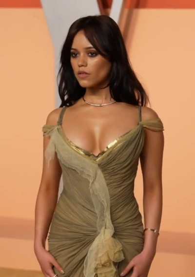 Jenna Ortega | Vanity Fair Oscar Party | March 2, 2025