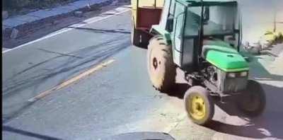 Woman Crushed Twice By A Tractor in Guangdong