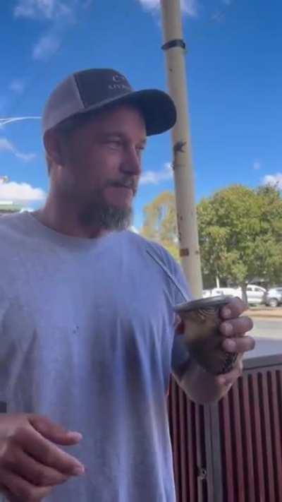 Ragnar prueba el mate