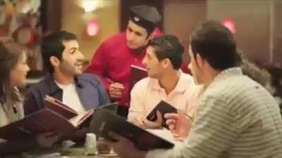 Pizza hut now serves cheeseburgers 😊