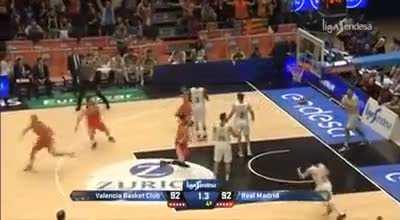 A whole massacre to the team in orange