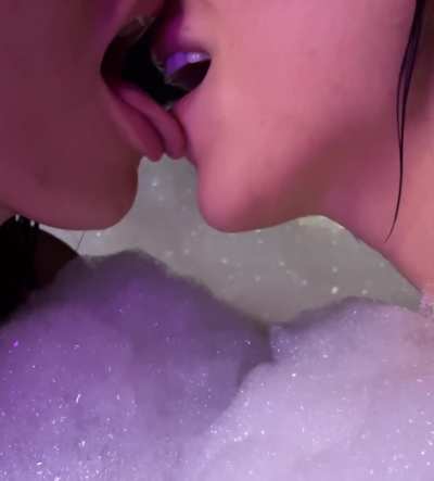 This was so hot I can’t tell you, just watch and enjoy