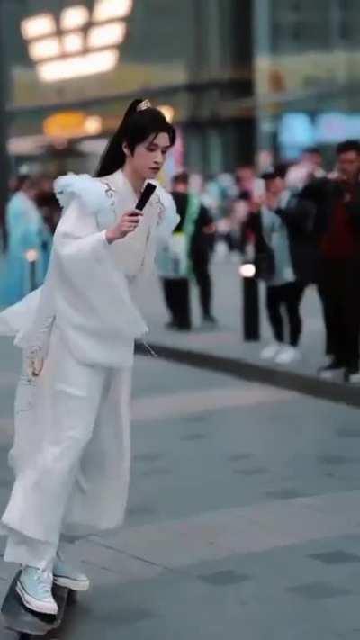 Young Master shows up like this for the auction, what do you do?