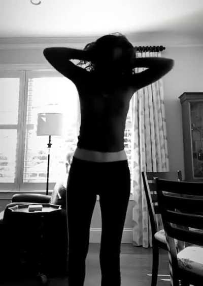 Ana dancing in slow motion. Increíble.❤️🔥🇨🇺