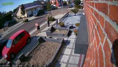 Как выжил еще