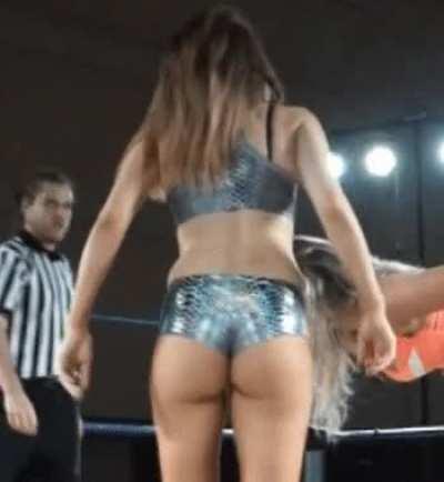Dakota Kai
