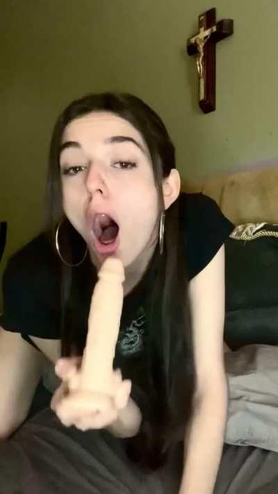 [NO SNAP] [I VERIFY] 🐾 DISCOUNTS ON ALL CONTENT 🐾 - over 200 files including anal/bjs/cumshots/masturbation n more! foot/piss/spit/armpit fetish dropboxes, self toe sucking vid 🌫 dm me here or telegram: aprilgothh/twitter: @bunnygoth_