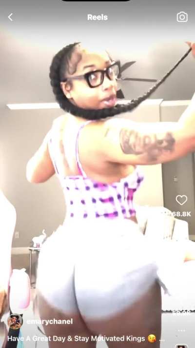 Emarychanel_ig - Video #6573