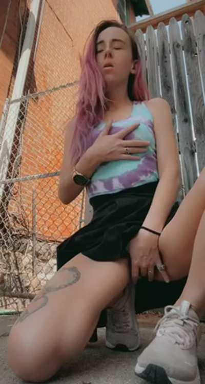 Watching all the cars and people go by while I have my fingers inside my pussy, the best feeling [gif]