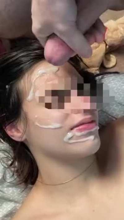 Dumped a load all over her face