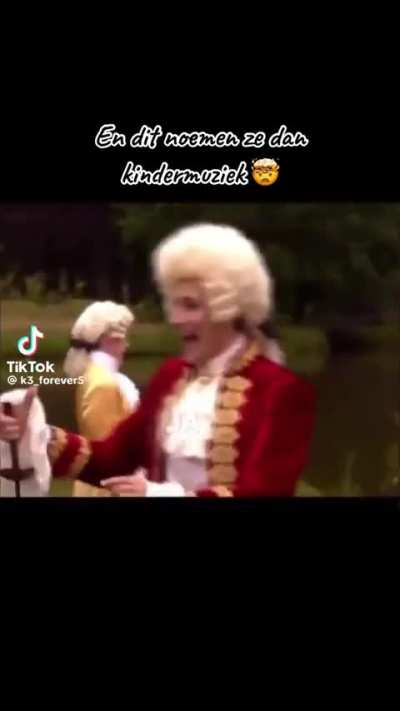 Just your average kids show in Belgium 🇧🇪☃️