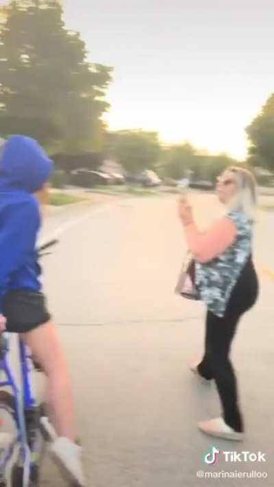 Eu vi esse video no tiktok e é perfeito ok karen