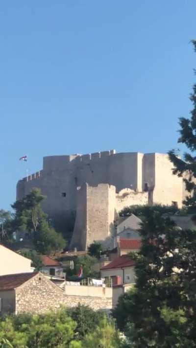 Anyone going to the show tonight sounds like the boys are practicing crumbling castle!!