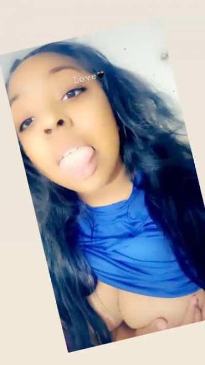 Pretty thick freak hoe 🍑😩