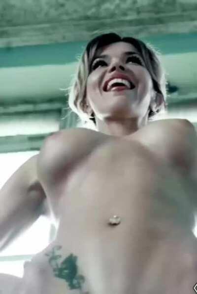 Karina Zvereva in 'The Method'