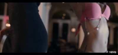 Throwback verse....young drizzy such a legend, temp fade w/ the curles