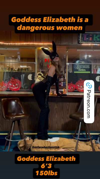 Goddess Elizabeth at Halloween Party