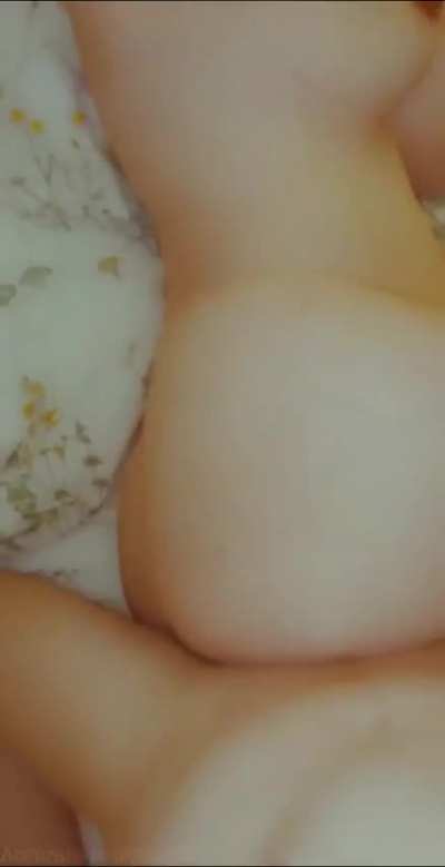 Phat ass white chick taking Mexican cock