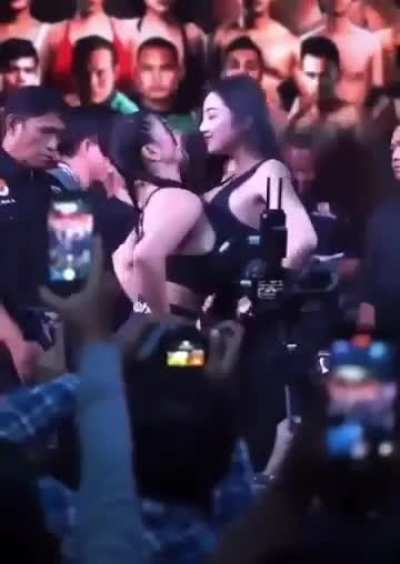 Female MMA is crazy