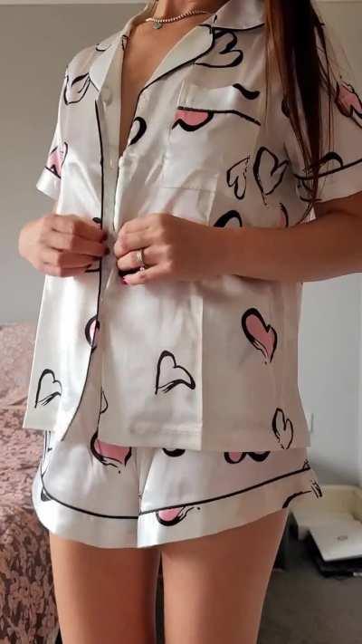 Tell me your favourite ba.... just kidding, here's me naked 😉 (38f) 