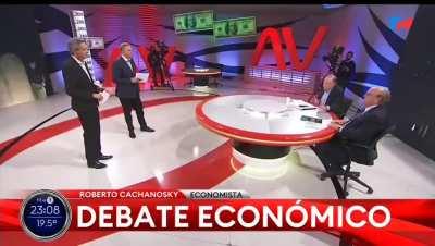 Cachanosky contra uno de los peronistas mas despreciable de todos, el instigador de la mega devaluación y pesificación asimétrica