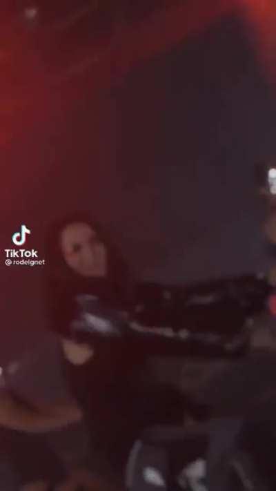 ahí esta el video, solo pausen en el momento exacto