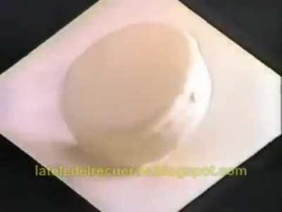 Publicidad Alfajor Blanco y Negro Marca Bagley. 1990.