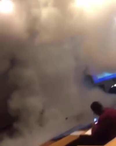 Pouring boiling water in liquid nitrogen