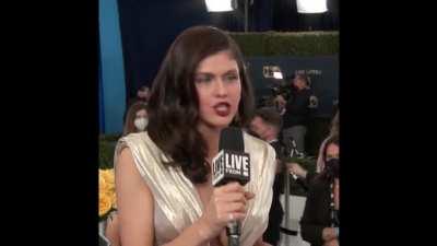 Beautiful at 2022 Screen Actors Guild Awards (GIF)