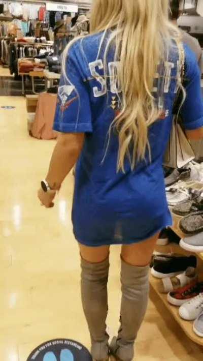 Waiting in line at Buckle